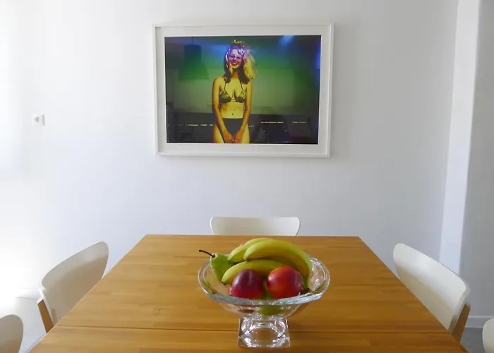 Glitterati Corner Mykonos Town